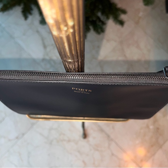NWT- GREAT 🎁 Ports 1961 men’s skinny black clutch with logo on front - Picture 14 of 16